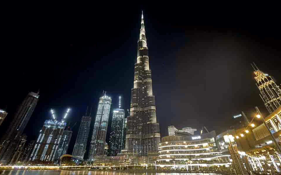 360-Virtual-Tour-of-Burj-Khalifa-Dubai